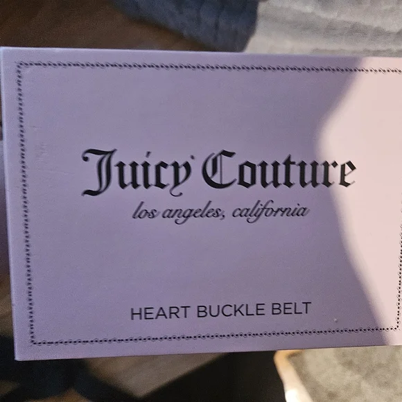 Juicy Couture Black Belt with Gold Heart Buckle - Picture 2 of 2